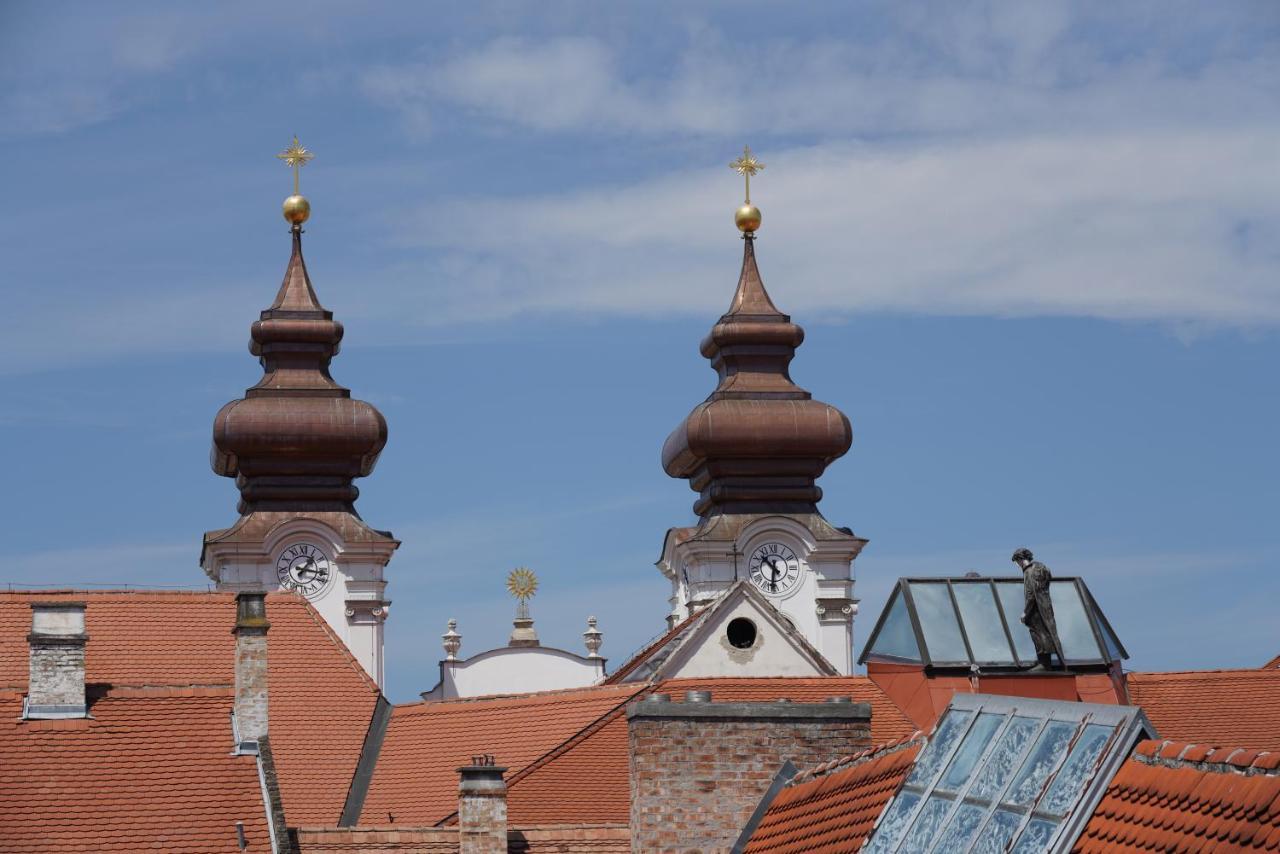 Teatrum Boutique Hotel Gyor Exterior photo